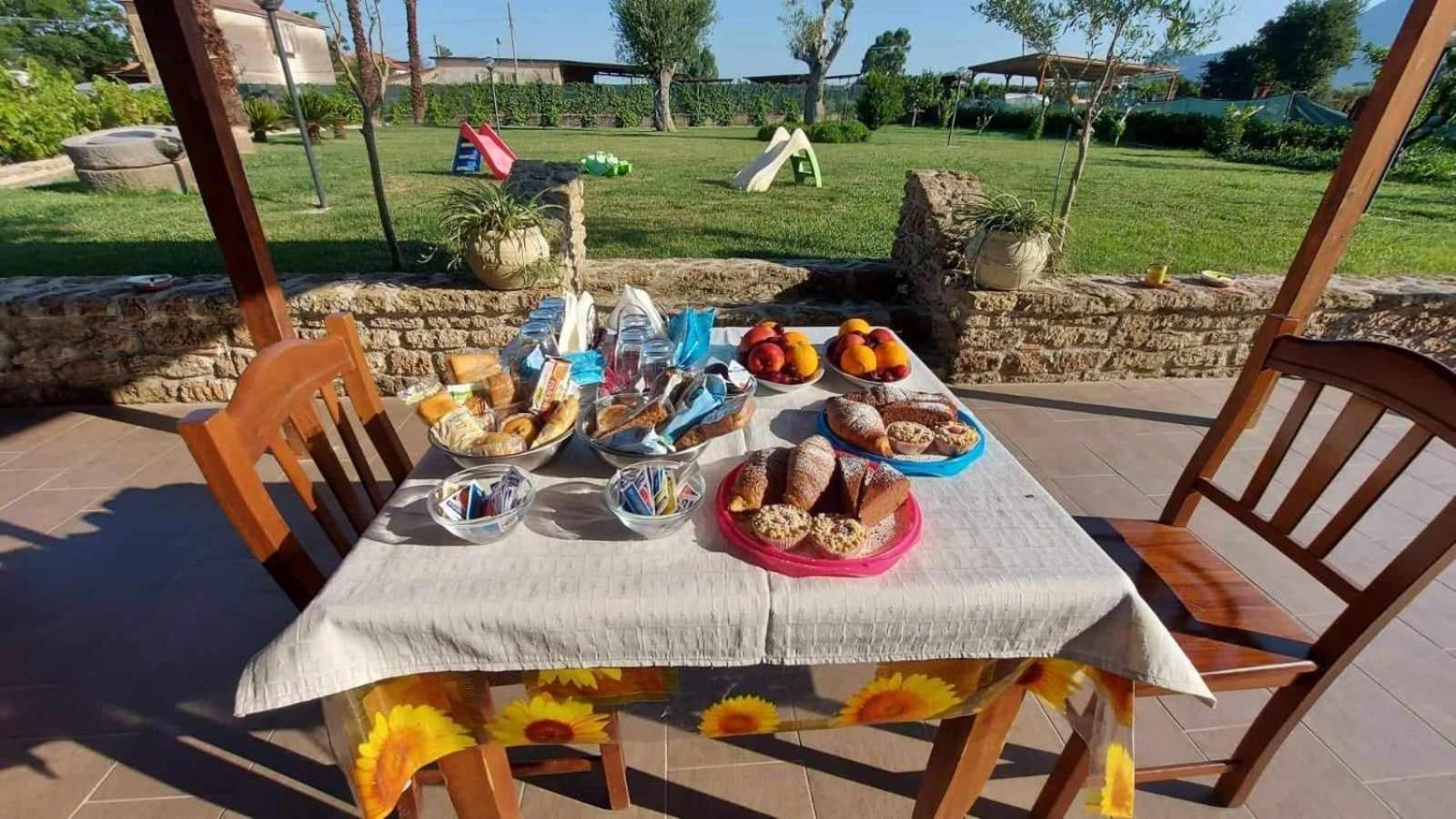 Bed and Breakfast Le Colline Di Paestum Капаччио-Паэстум Экстерьер фото